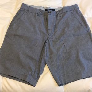 Tommy Hilfiger men’s golf shorts.